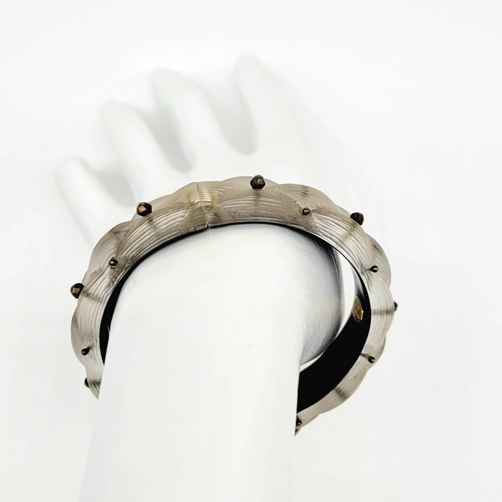SOLDAlexis Bittar Vintage Clear Quilted Lucite Hinged Bangle Bracelet with Studs - Picture 9 of 13